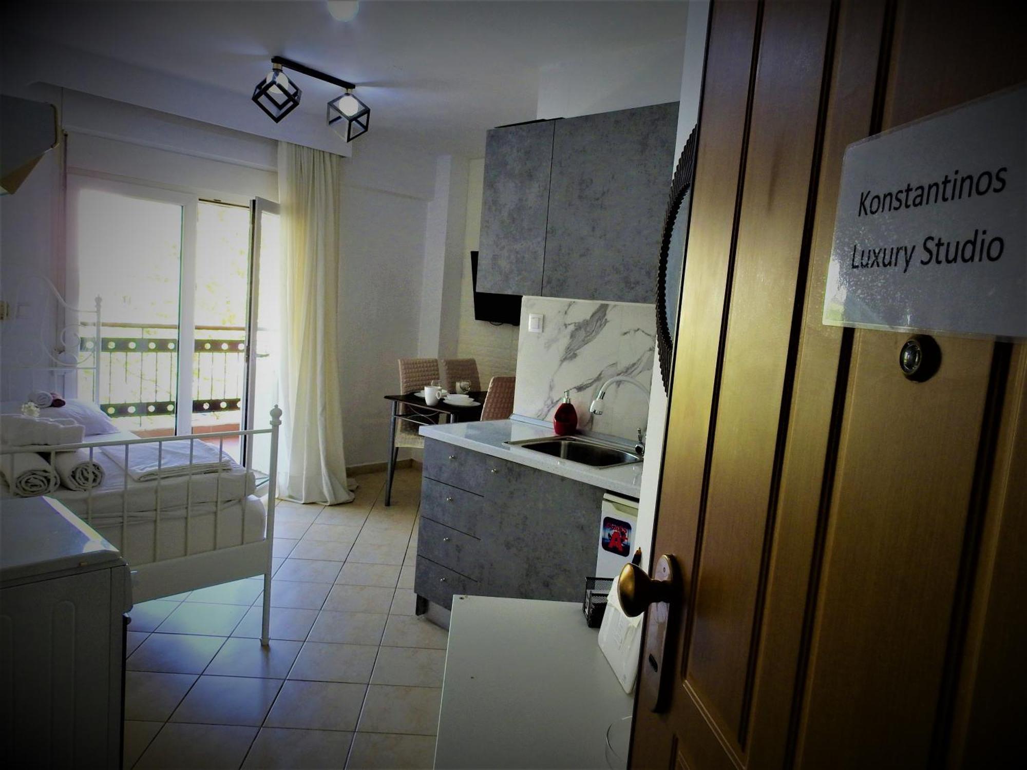 Konstantinos'S Luxury Studio Tessalónica Exterior foto